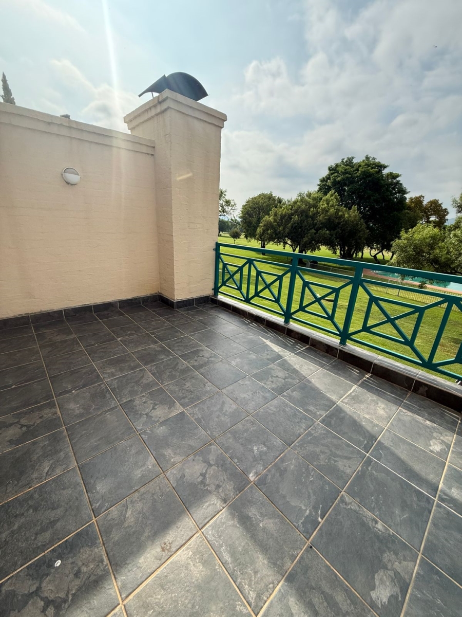 3 Bedroom Property for Sale in Caribbean Beach Club North West